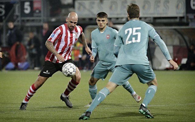 更是一个时 更是一个时