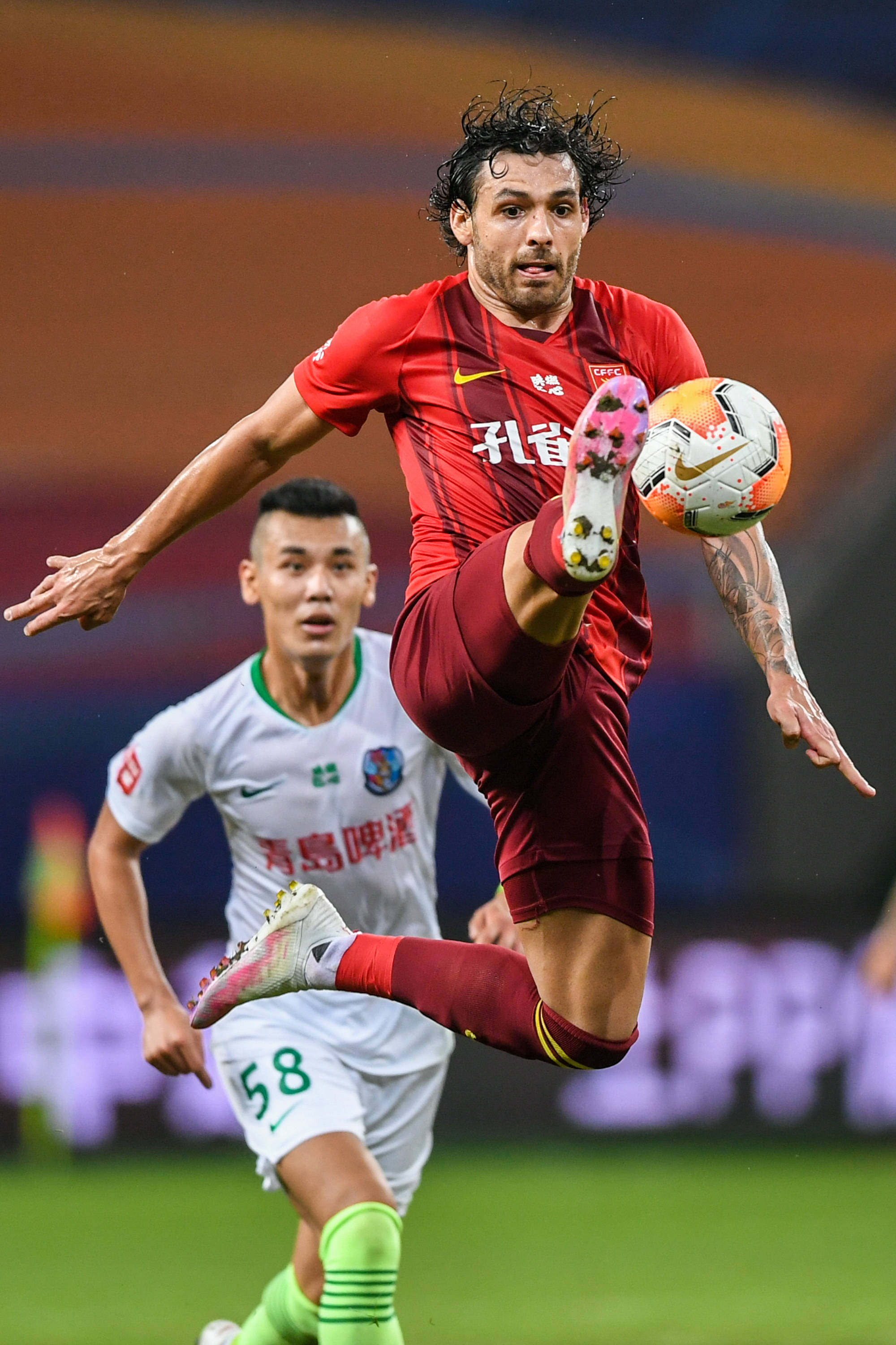 若球路位于 若球路位于